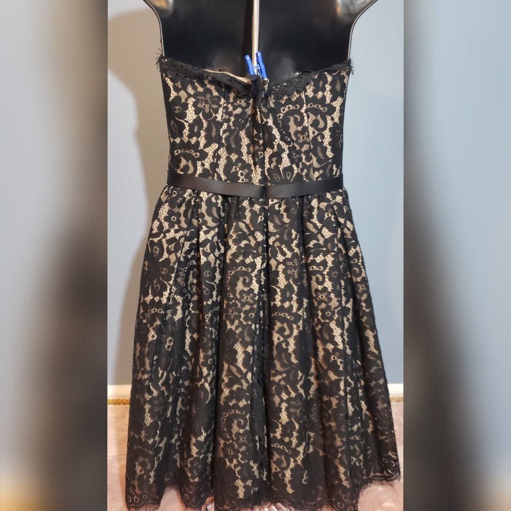 NEIMAN MARCUS/ ROBERT RODRIGUEZ PARTY DRESS - Picture 2 of 3